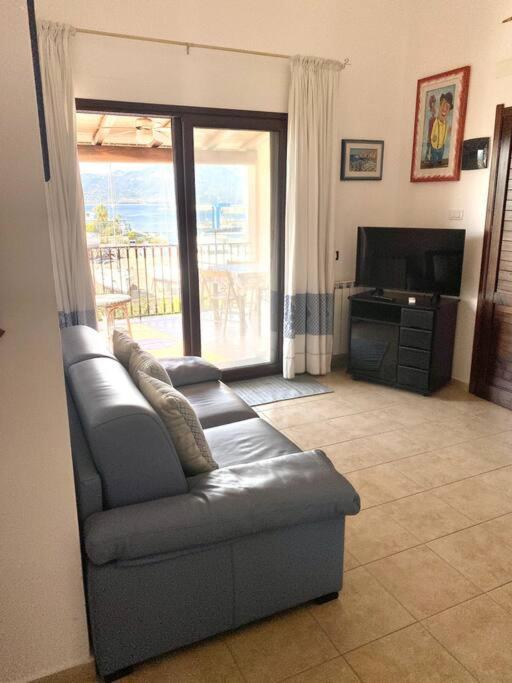 Appartamento Con Terrazza Vista Mare. Àrbatax Exteriör bild